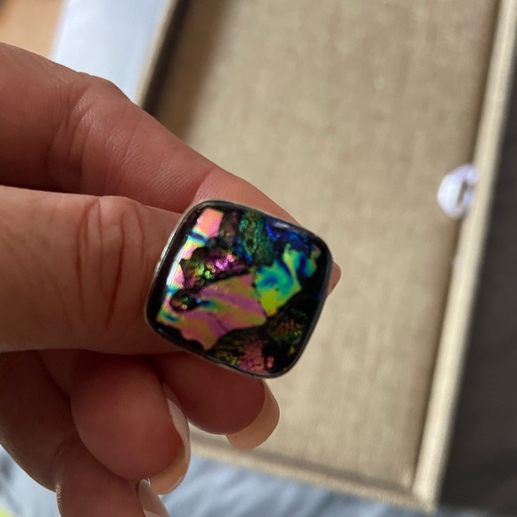 Fun abstract ring - Picture 3 of 6